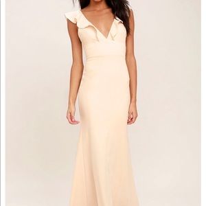 Beautifully classic dress